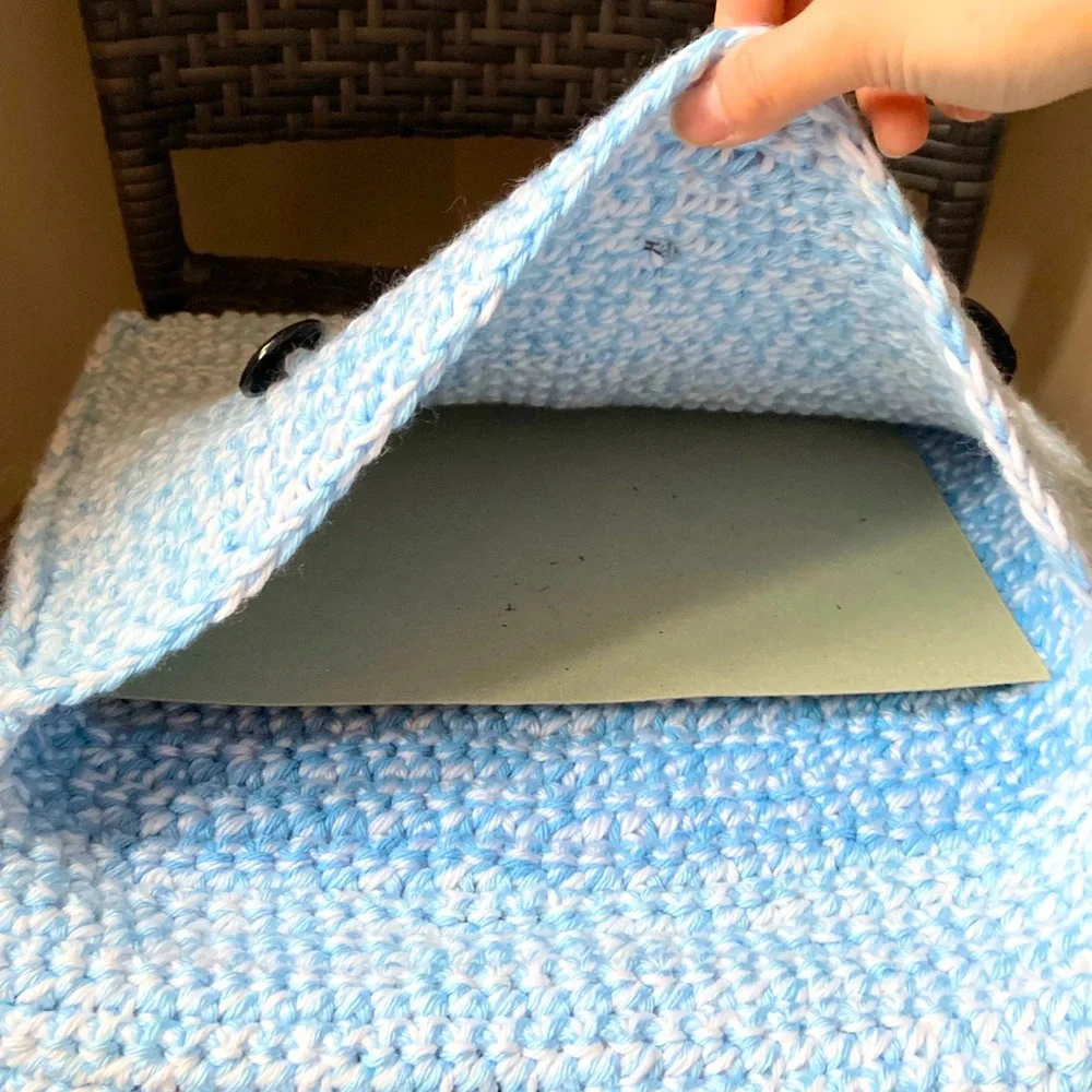 NWOT Handmade Hand Knit crochet laptop sleeve bag